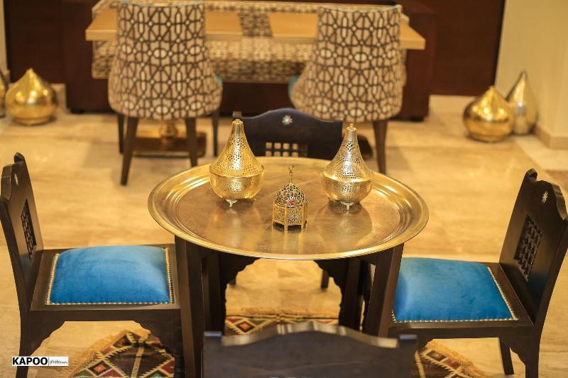 Tolip El Forsan Hotel Ismailia Exterior photo A traditional Moroccan table