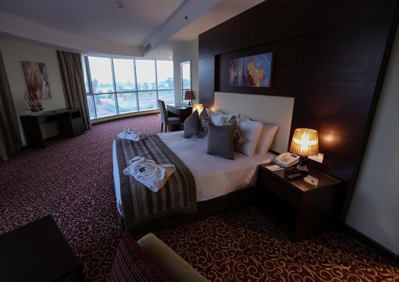 Tolip El Forsan Hotel Ismailia Exterior photo A bedroom at the hotel