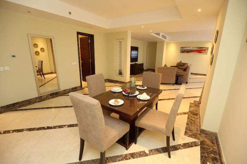 Tolip El Forsan Hotel Ismailia Exterior photo A suite at the hotel